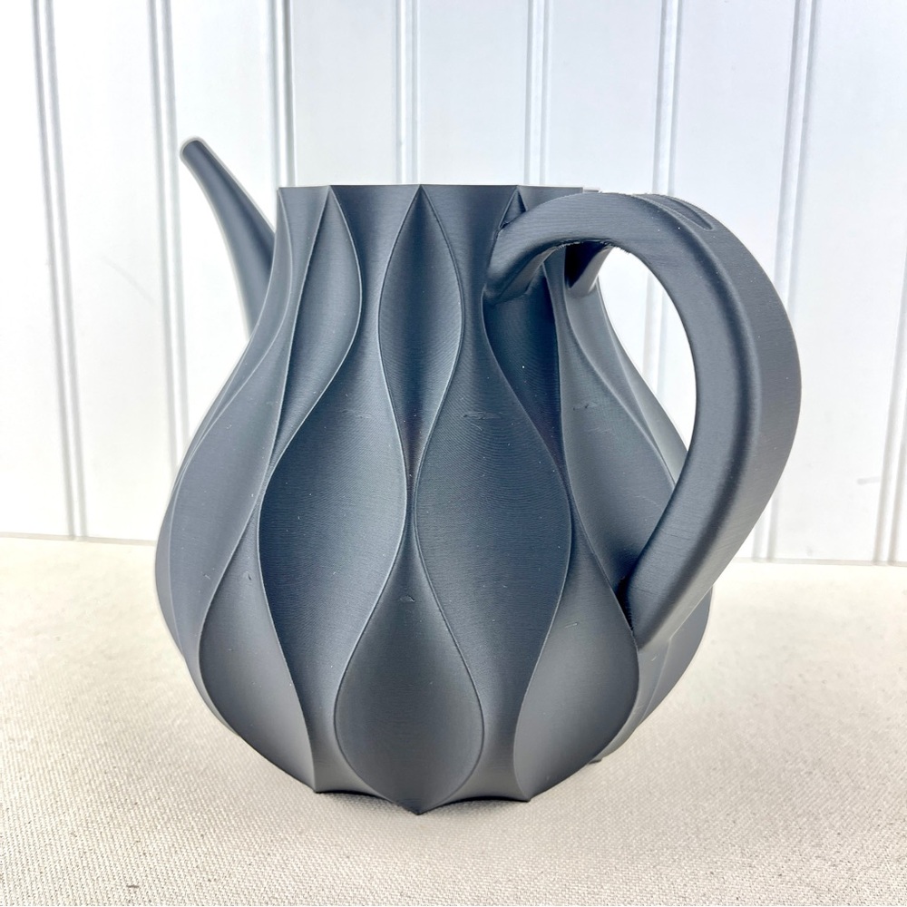 Indoor Watering Can, Abyssal Watering Can, Modern Watering Can - Picture 3 of 9